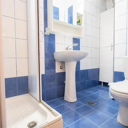 Niovi - 3min Walk To Seafront - 500 Mbps Apartmán