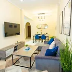 Niovi - 3min Walk To Promenade - 500 Mbps Fiber Apartman