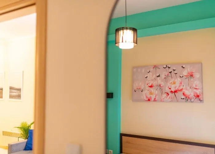 Niovi - 3min Walk To Promenade - 500 Mbps Fiber Apartment *