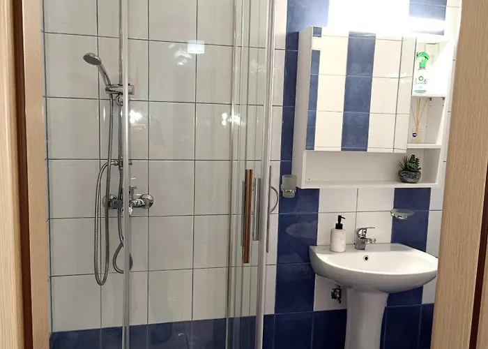 Niovi - 3min Walk To Promenade - 500 Mbps Fiber Appartement