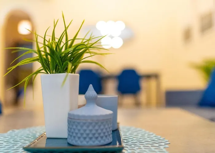 Niovi - 3min Walk To Promenade - 500 Mbps Fiber Apartament